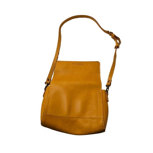 Portland Leather Crossbody - Picture 4 of 5